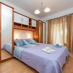 Semesterbostad Beachside House Manuela Vir