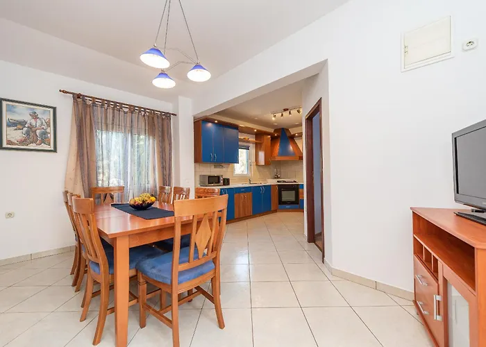 Beachside House Manuela