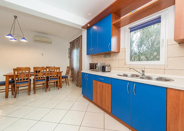 Beachside House Manuela